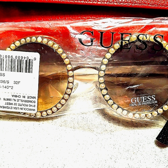 Guess Chic Sunglasses Pearl White Girly Gold Lense Red Guess Glasses Case - Picture 2 of 12